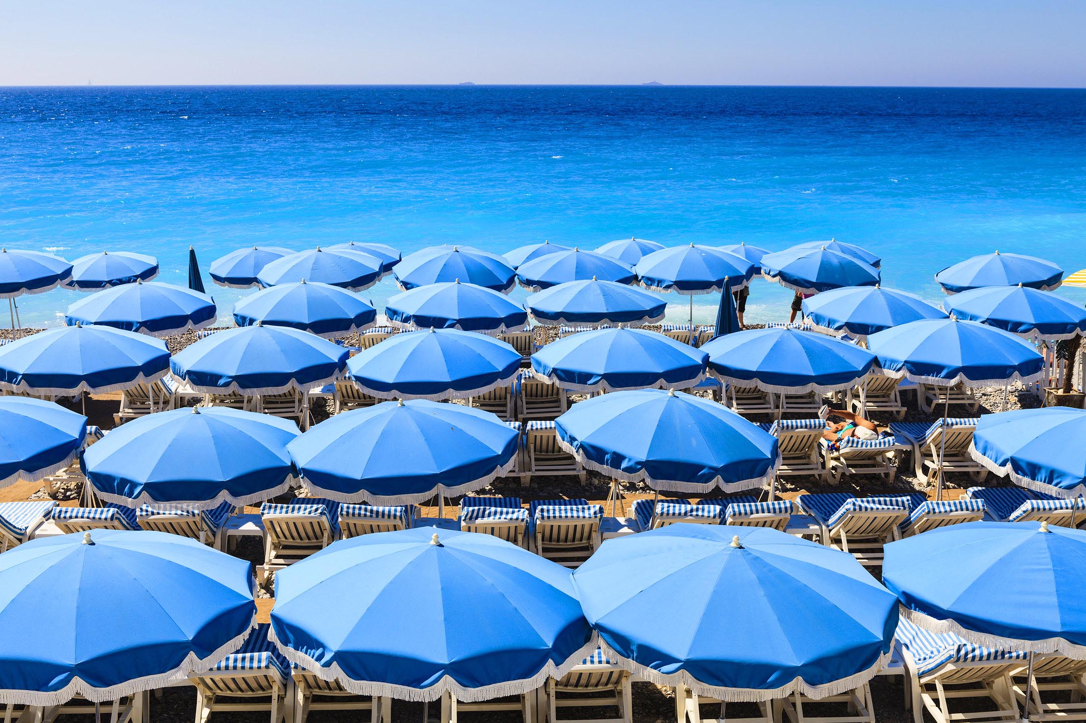 Nice Parasols on Baie des Anges FRASER HALL GETTY IMAGES WELCOME TO - photo 4