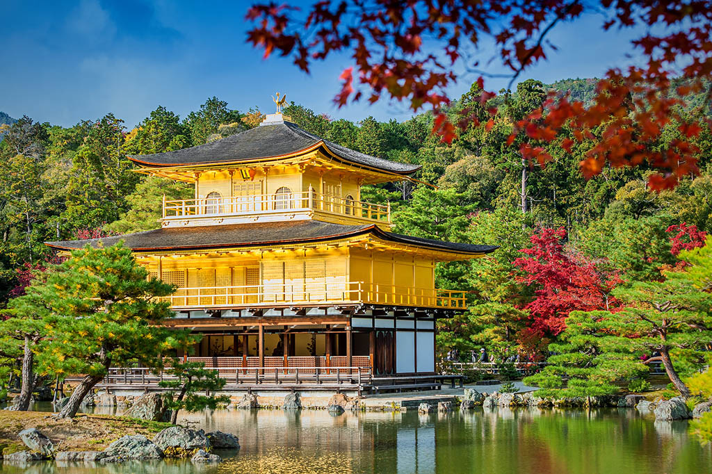 BULE SKY STUDIO SHUTTERSTOCK WIBOWO RUSLI GETTY IMAGES JAPANS TOP - photo 8