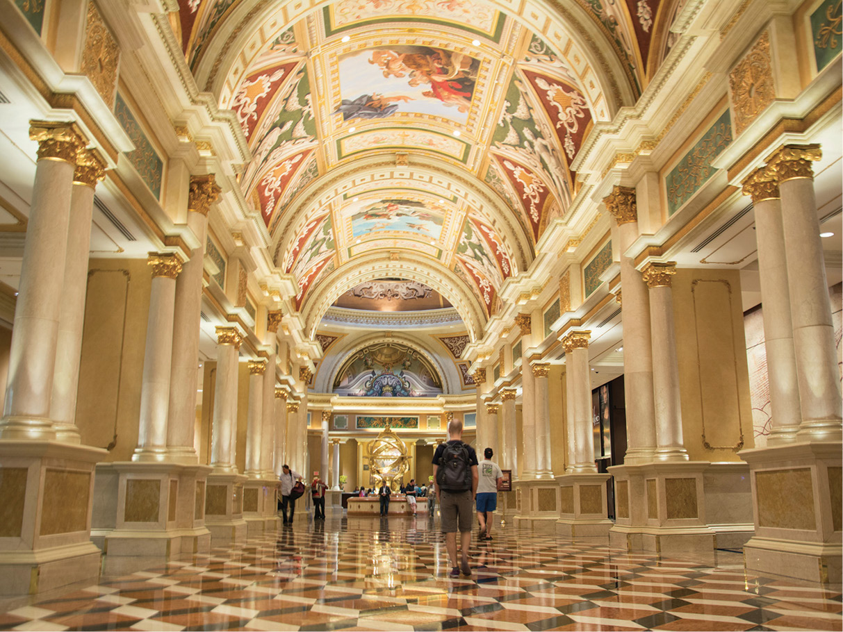 Hand-painted frescoes 25-foot high Bottocino marble columns and a floor - photo 9