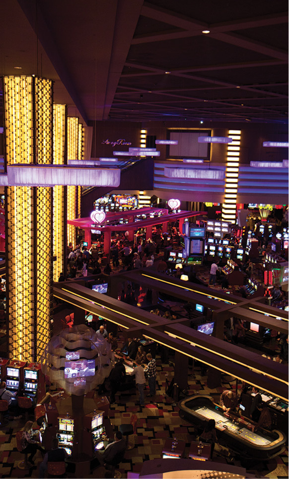 The jam-packed floor of the Planet Hollywood casino Musician Mayer - photo 22