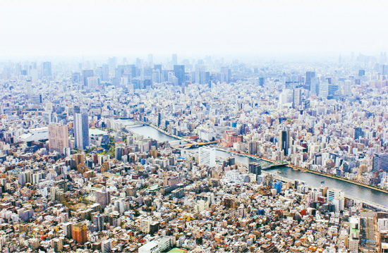 SEASONS Tokyo really is a four-season city and its fascinating to watch the - photo 11