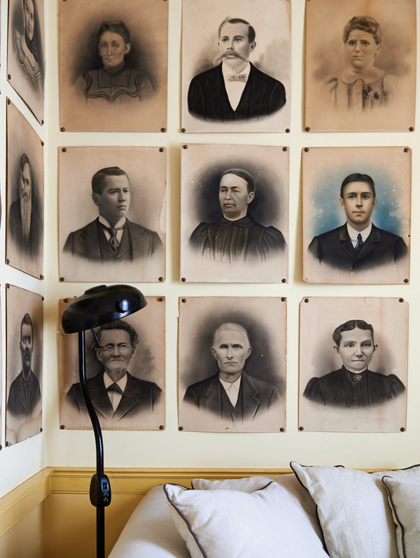 The writing room at the Beekman Farm with portraits C HAPTER ONE OLD - photo 19