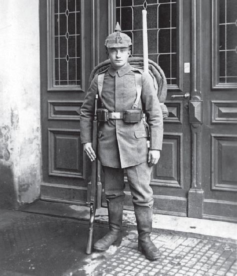 A young soldier of Reserve-Infanterie-Regiment Nr 12 a Brandenburg formation - photo 6