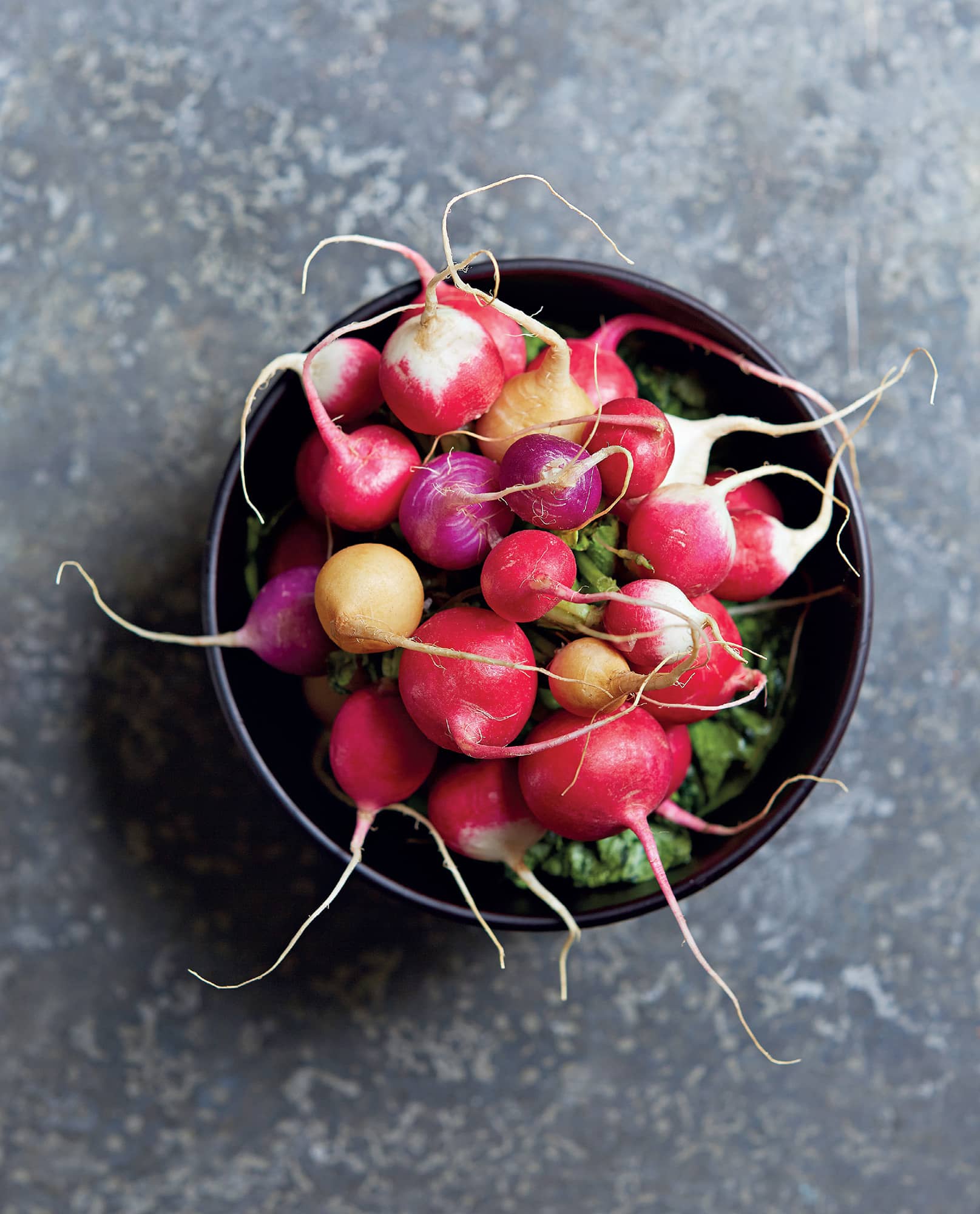 SAVOUR Salads for all Seasons PETER GORDON PHOTOGRAPHY BY LISA LINDER - photo 2