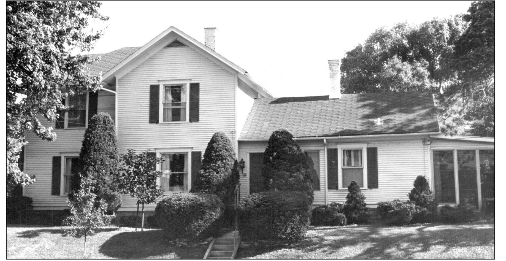 POST OFFICE NAMED BOWLING GREEN In 1834 the Jacob Stouffer and Henry Walker - photo 7