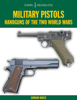 Bruce - EM39 military pistols handguns of the two World Wars