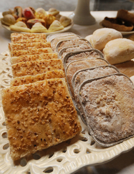 Cakes at Caelum Cake SHP Best places for a Barcelona picnic Parc de la - photo 3