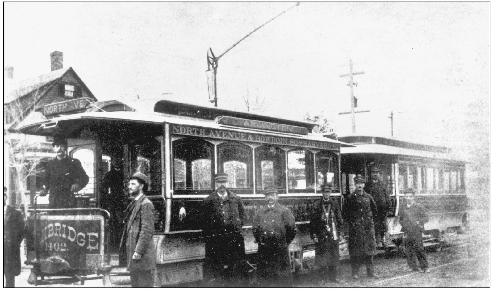 In the spring of 1889 electric trolley No 1402 towing a horsecar as a - photo 7