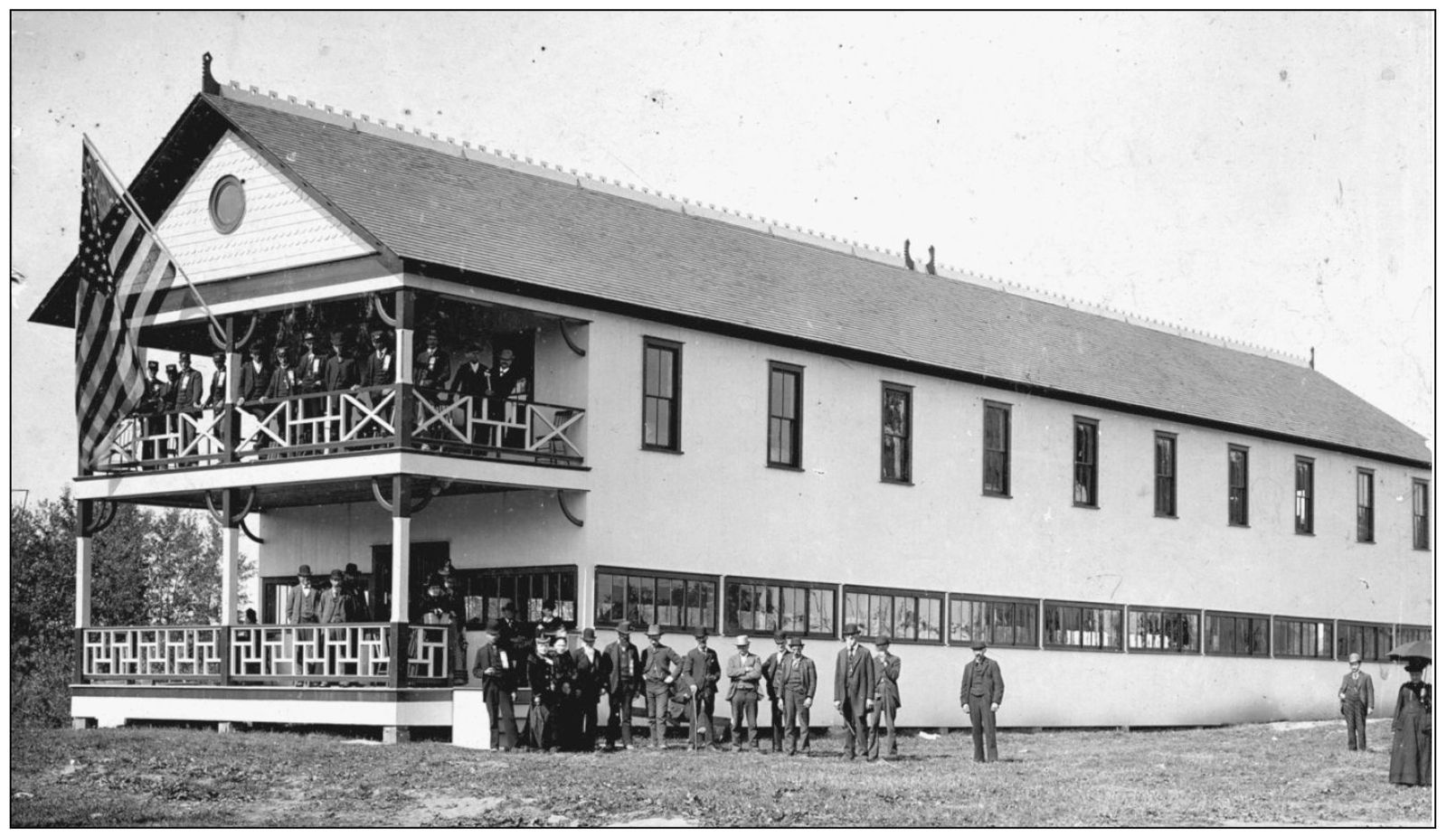 This ornately decorated structure could quite possibly be the resorts original - photo 6