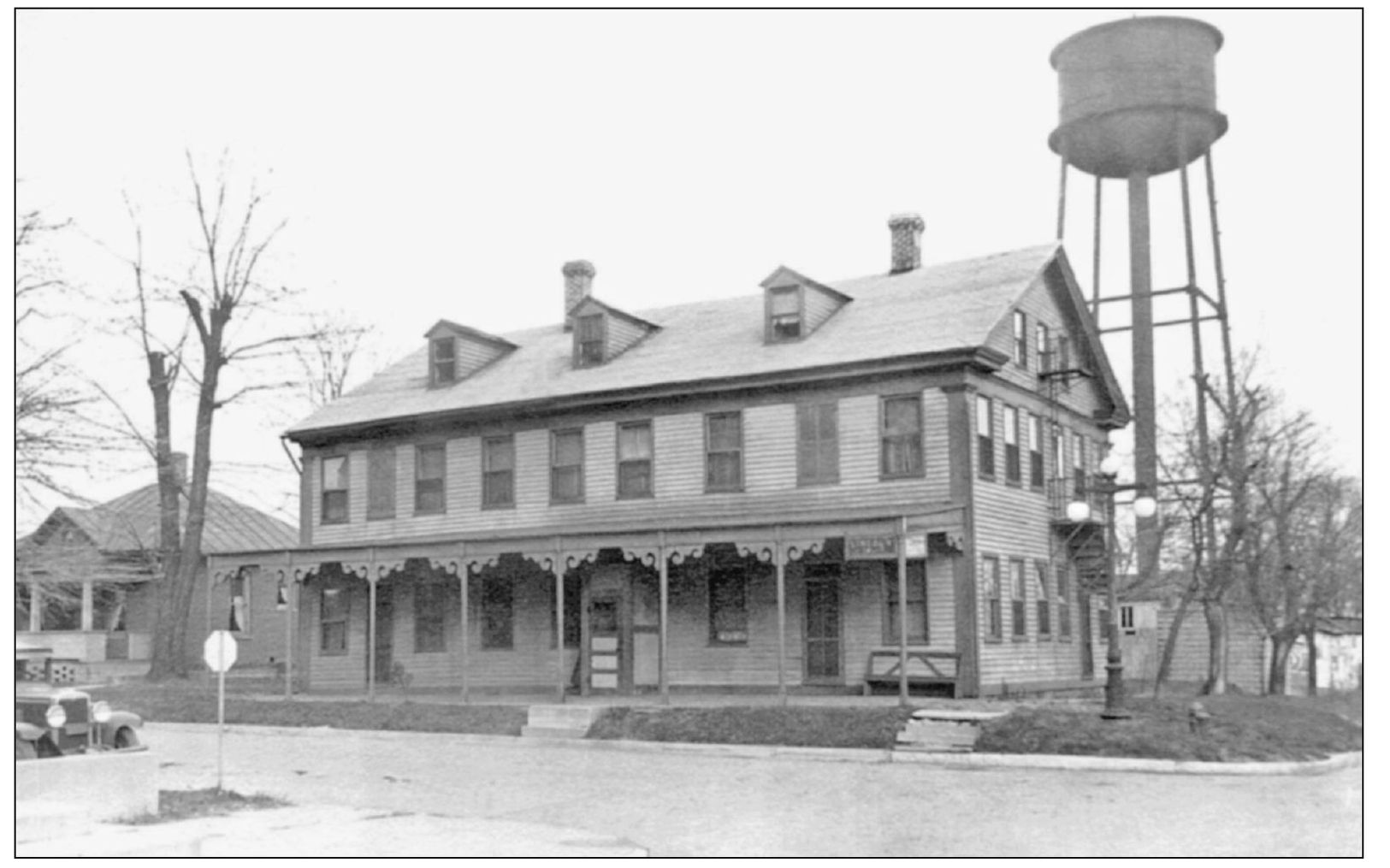 LINCOLN HOTEL In 1856 Benjamin Tallman built a new hotel on the square It - photo 10