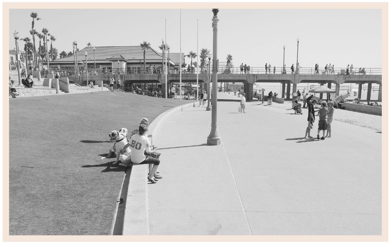 As it is today the pier back in the 1930s was a popular spot for local - photo 7