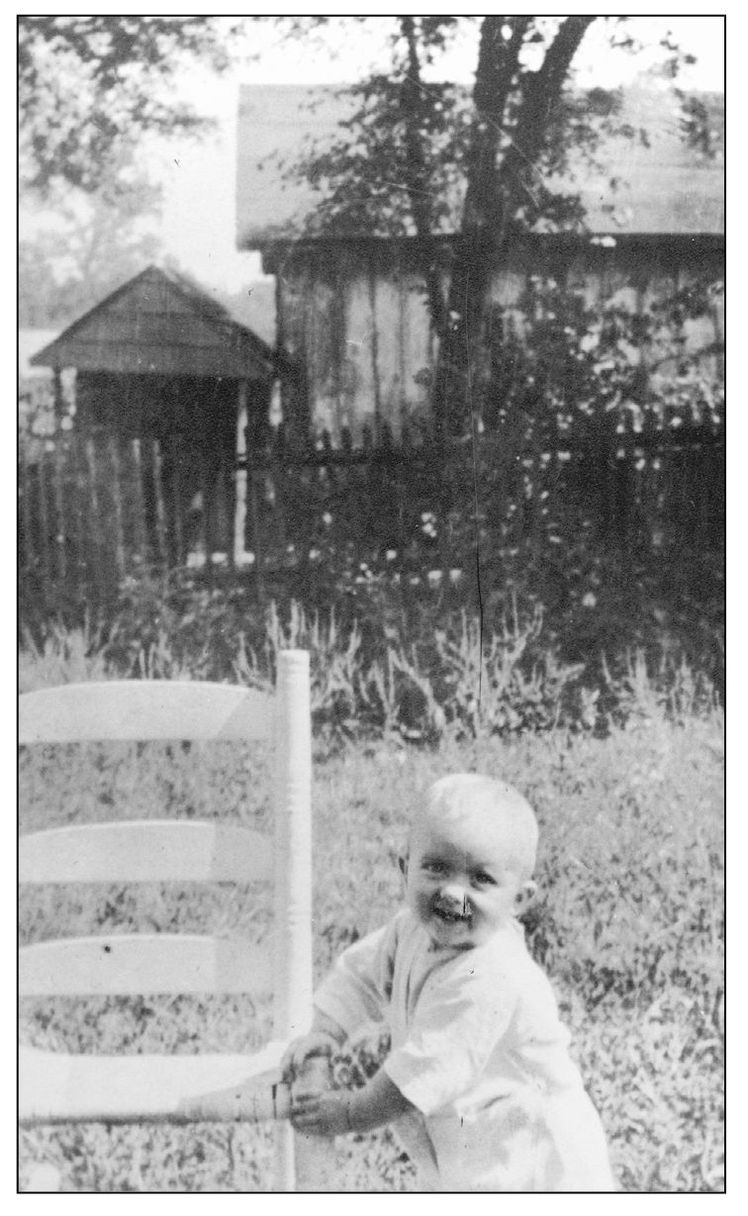 Pearl Cochran daughter of Lewis and Phoebe Ann Stafford Cochran smiles - photo 5