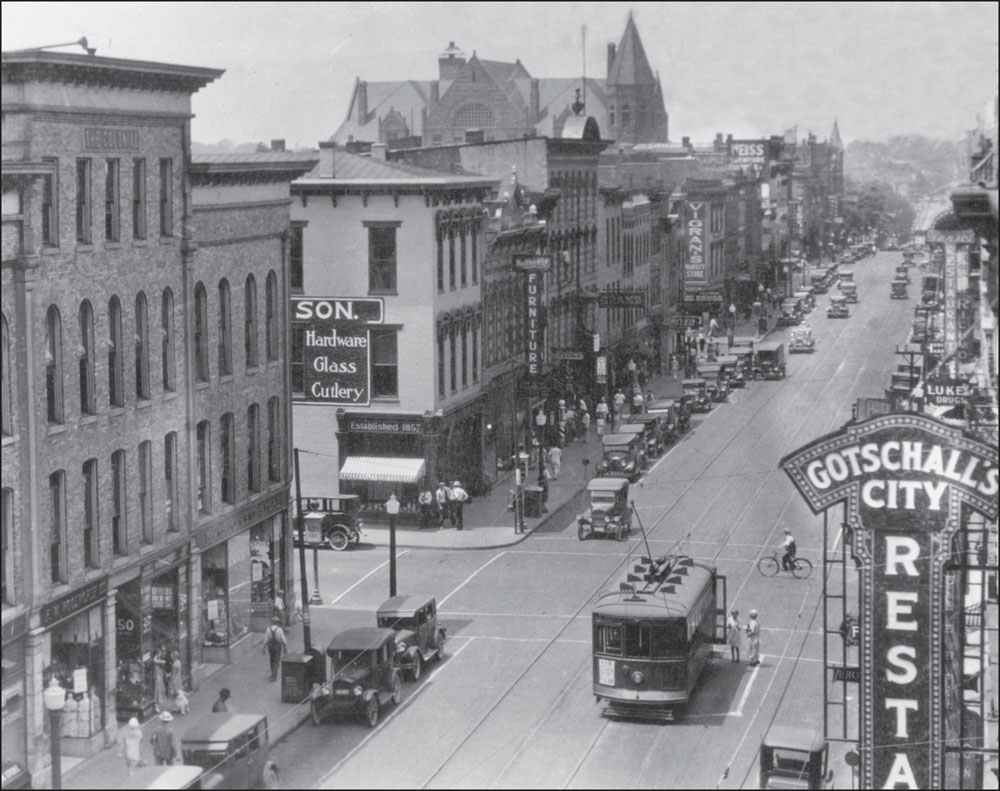 DOWNTOWN This c 1930 view looks westward down Richmonds Main Street toward - photo 2