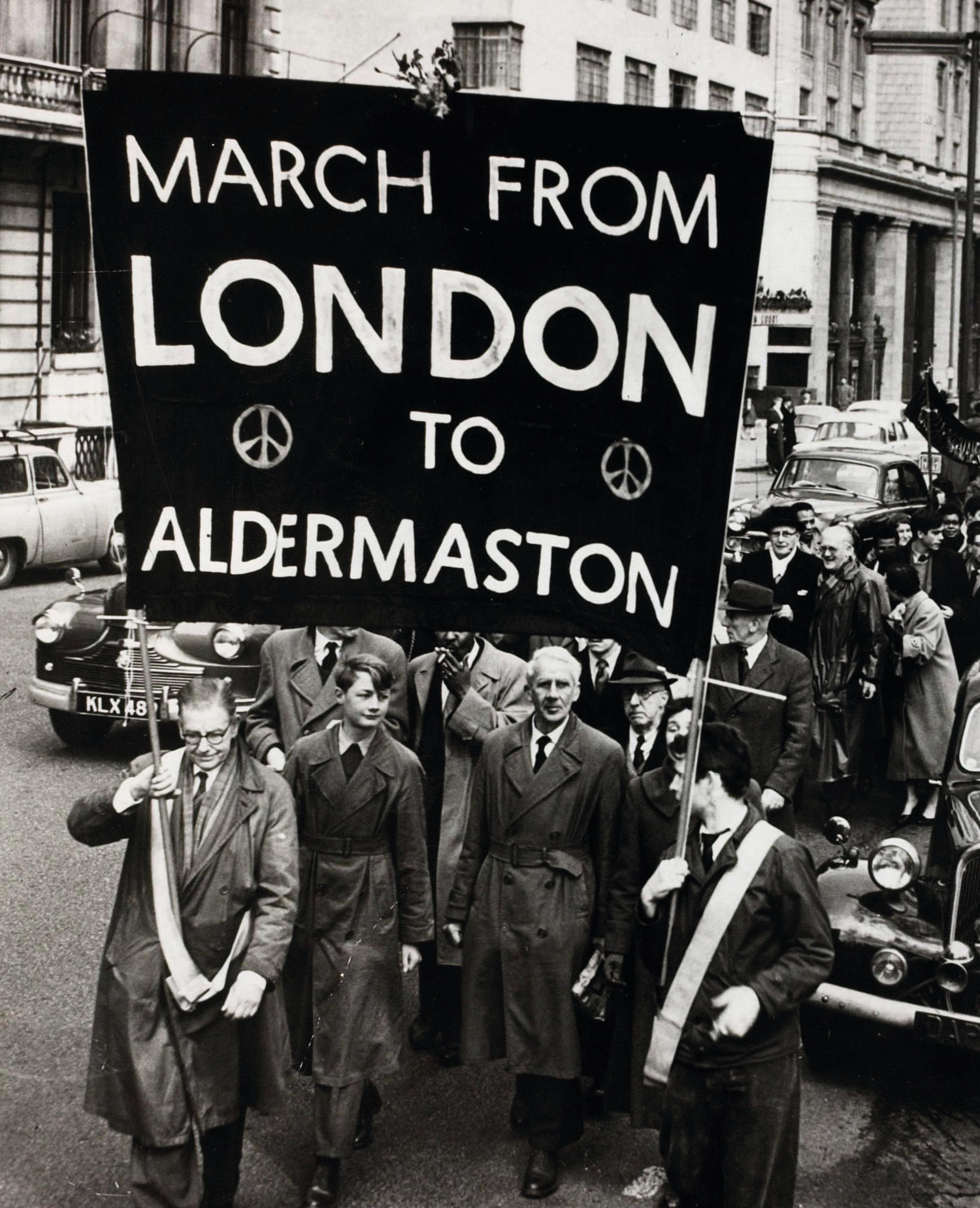 Protesters from the Campaign for Nuclear Disarmament wanting to Ban the - photo 3