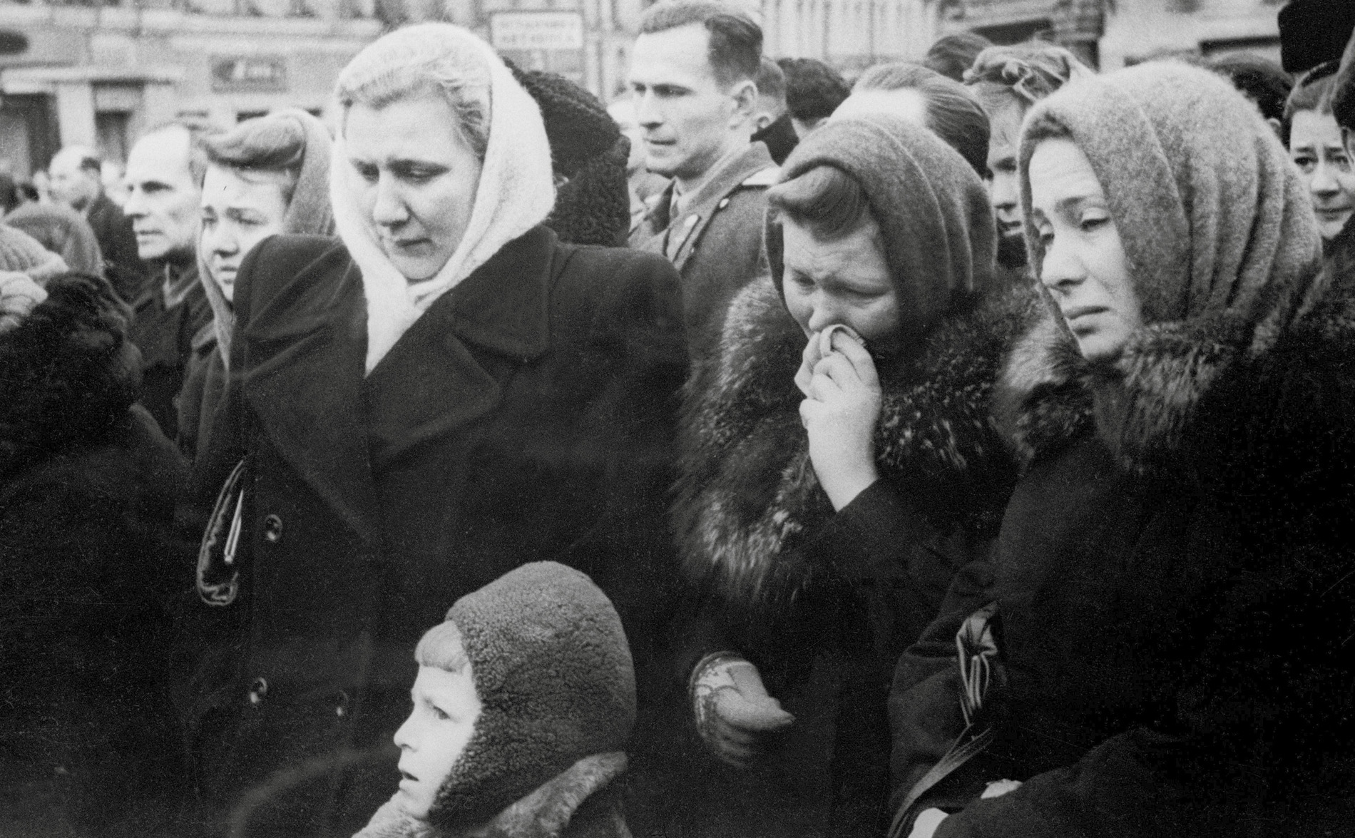 Tears from women in Moscow at Stalins funeral on 9 March 1953 Huge numbers - photo 6