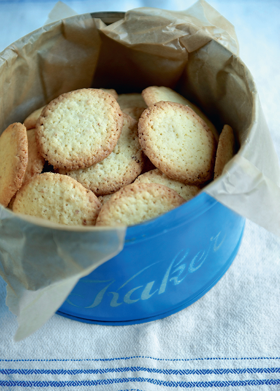 Contents Preface Homemade sweets bring back memories from my childhood - photo 5