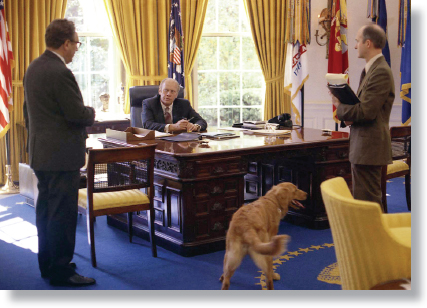 Gerald Ford consulting his advisors in the White Houses Oval Office where - photo 10