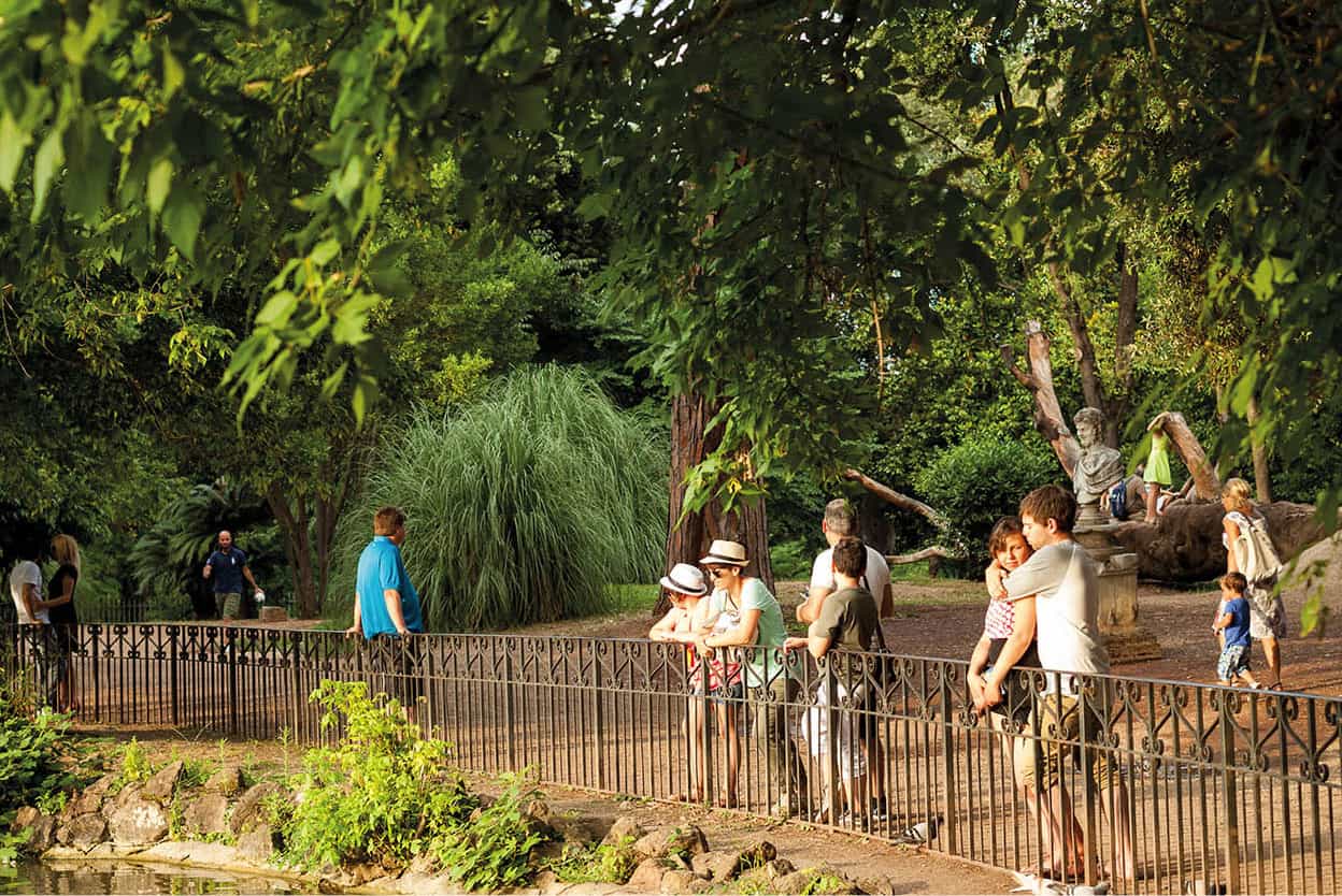 Villa Borghese This leafy spot is perfect for picnicking and home to two - photo 13