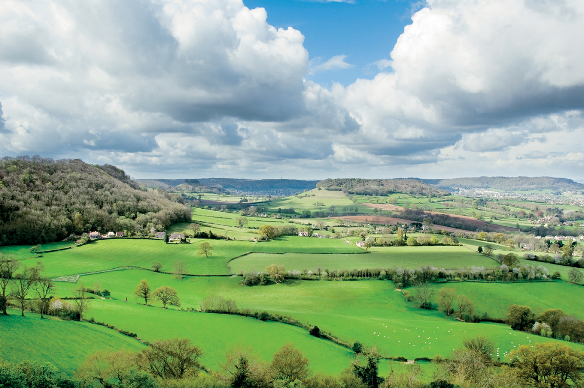 Rolling Cotswold landscape Corrie WingateApa Publications Here in the - photo 15