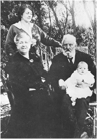 Cyrus Mason his infant great grandson John Scarlett his daughter Laura - photo 2