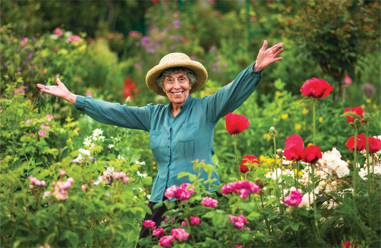 My mother in the garden at Giverny 2017 Steven Rothfeld stylist and - photo 6