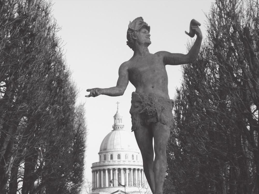 2 The Panthon from the Luxembourg gardens In Maurice Betz France also offered - photo 2