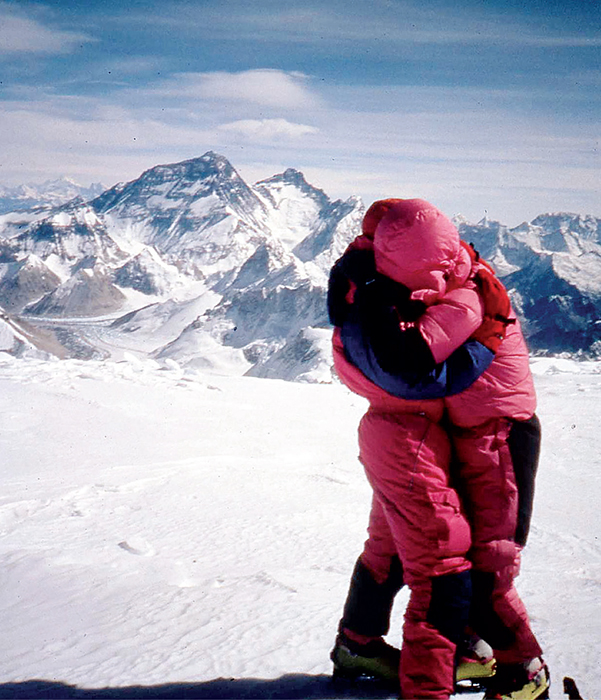 Marianne Chapuisat and Miguel Snchez on the summit of Cho Oyu on 10 February - photo 6