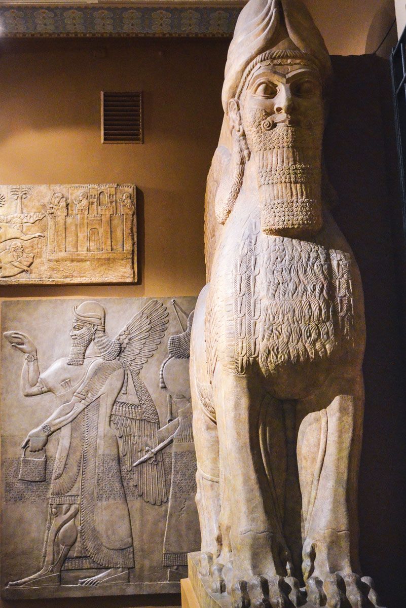 Moscow Russia - Antique sculpture of sphinx and human murals in Egyptian room - photo 4