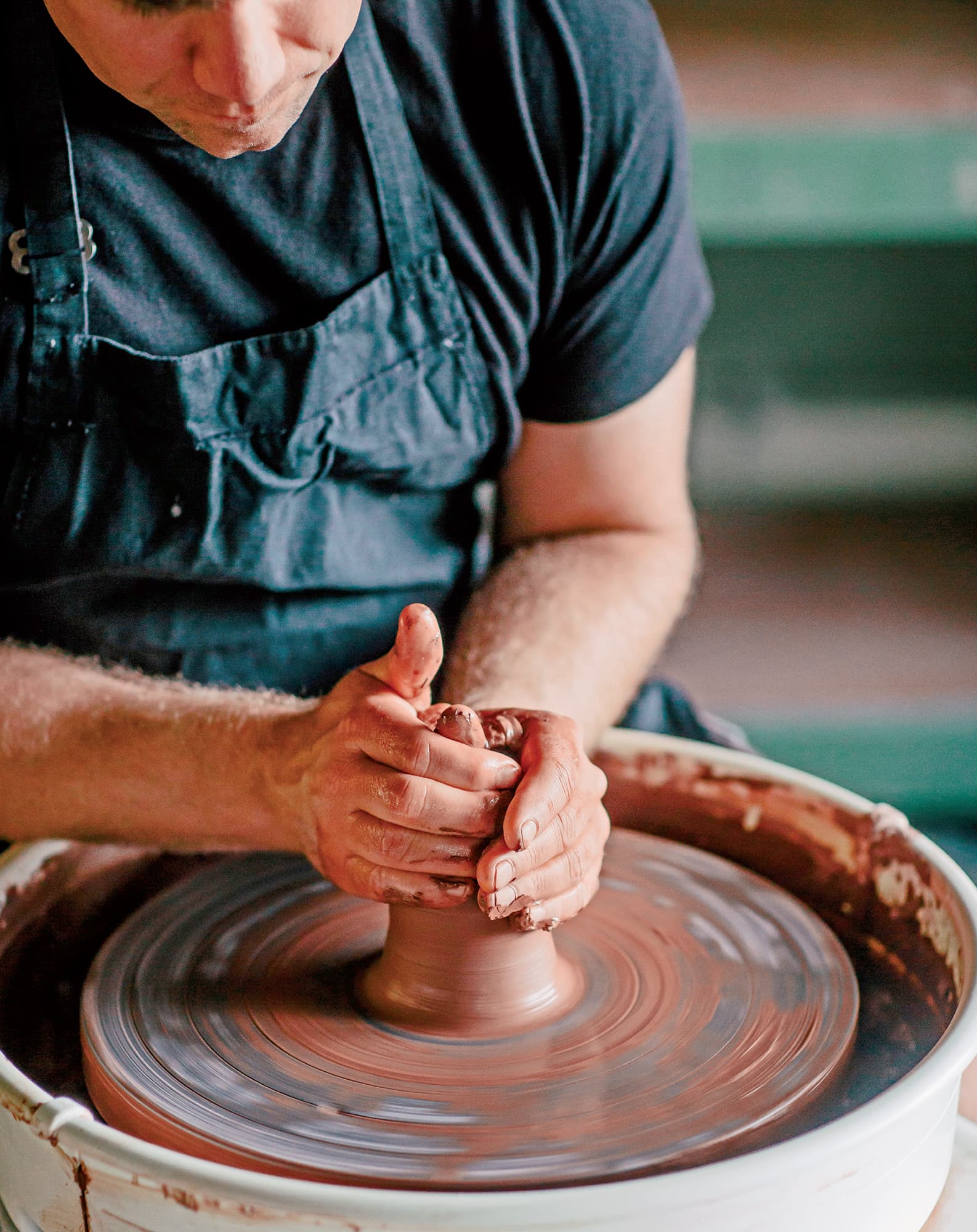 WHETHER YOURE NEW to the potters wheel or youve been throwing for some time - photo 8