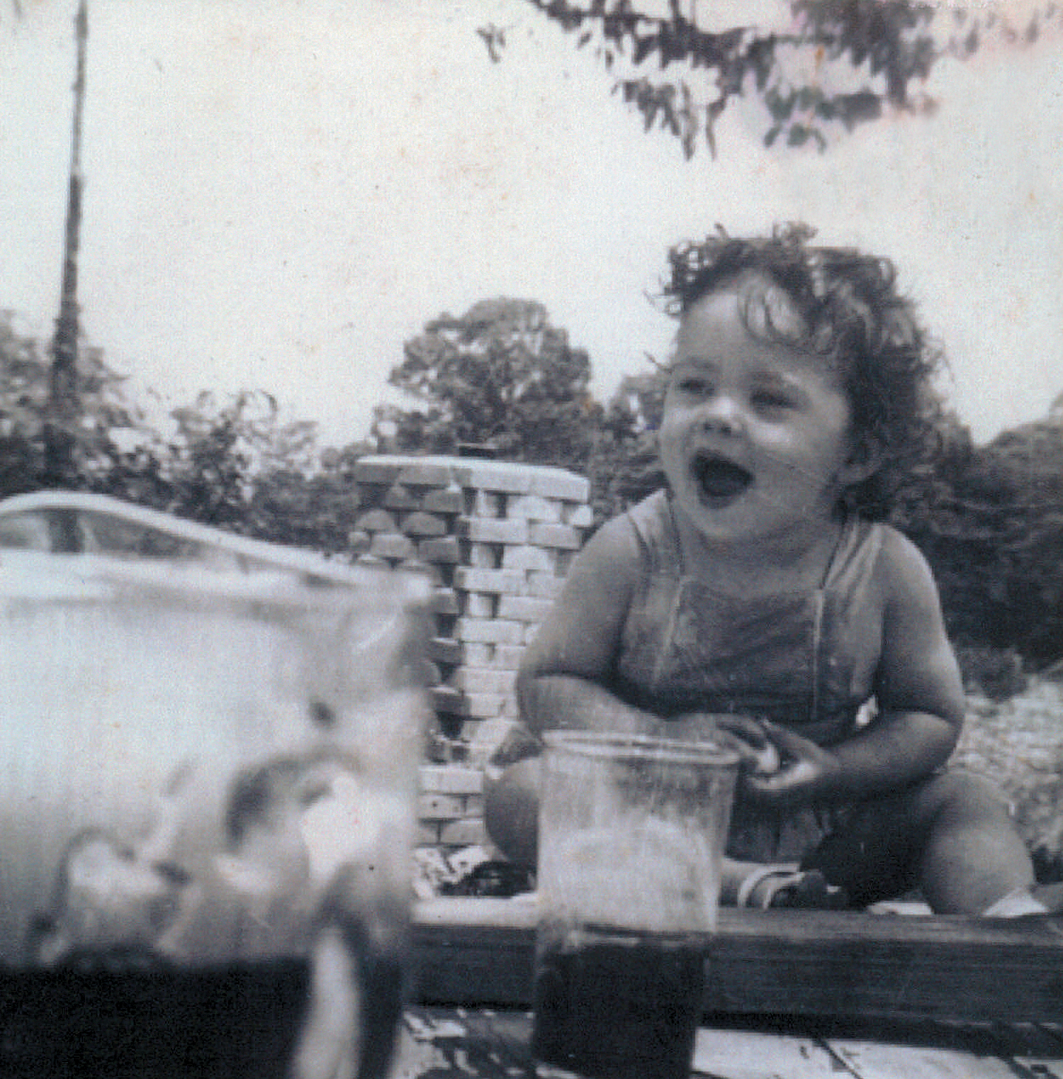 Even as a little girl I was obviously comfortable and happy at the table - photo 7