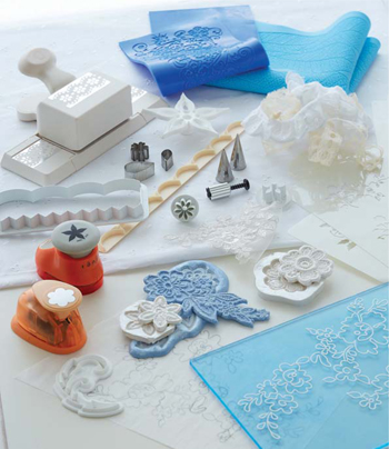 LACE ESSENTIALS CUTTERS Flower cutters for cutting different types of - photo 4