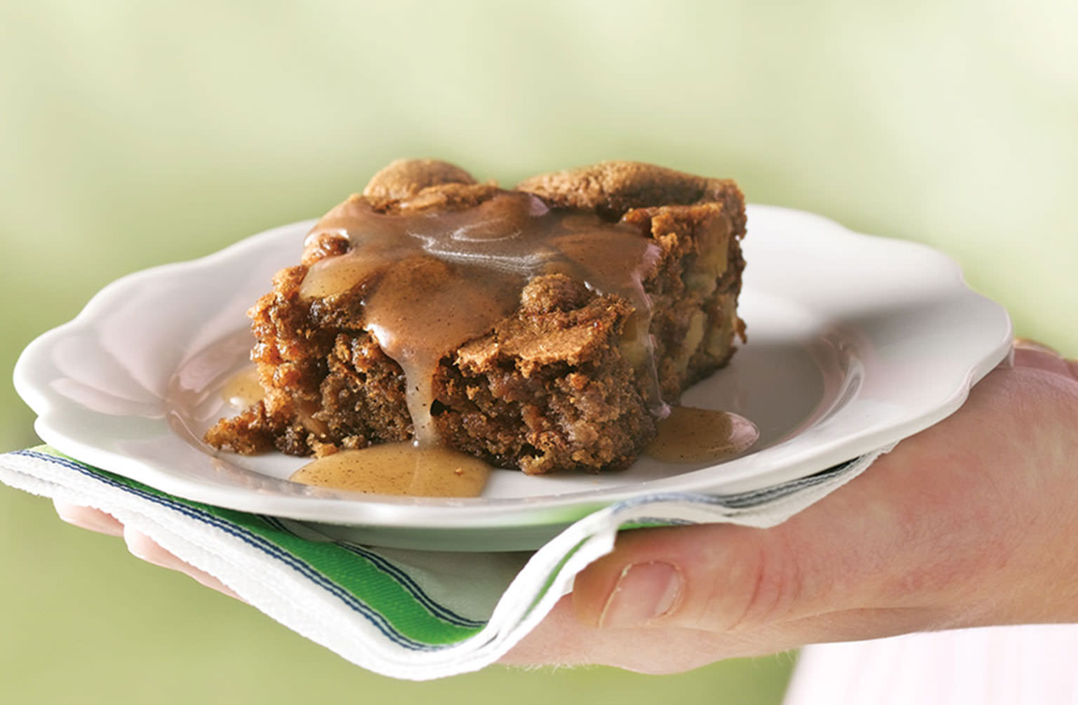 Apple Pudding Cake with Cinnamon-Butter Sauce Prep Time 15 Minutes Start to - photo 5