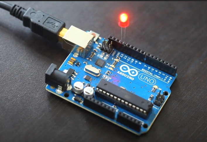 With the Arduino you can improve interesting active objects receive input from - photo 1