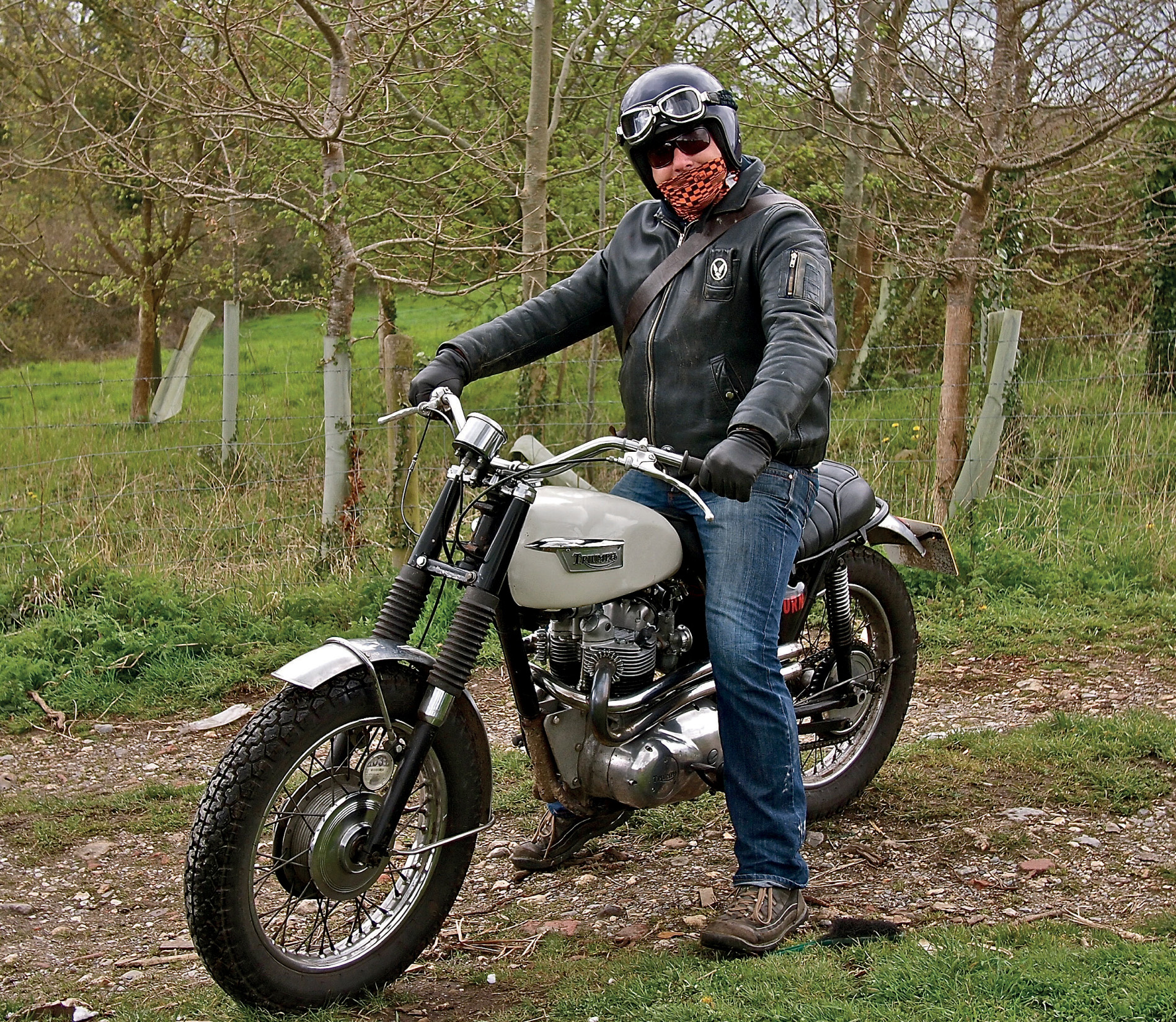 Classic shed customizing at its best simple and sweet Bens old Triumph would - photo 6