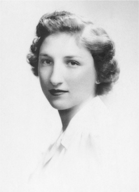 Florence Schwartz madre de Joie justo antes de su matrimonio circa 1940s - photo 3