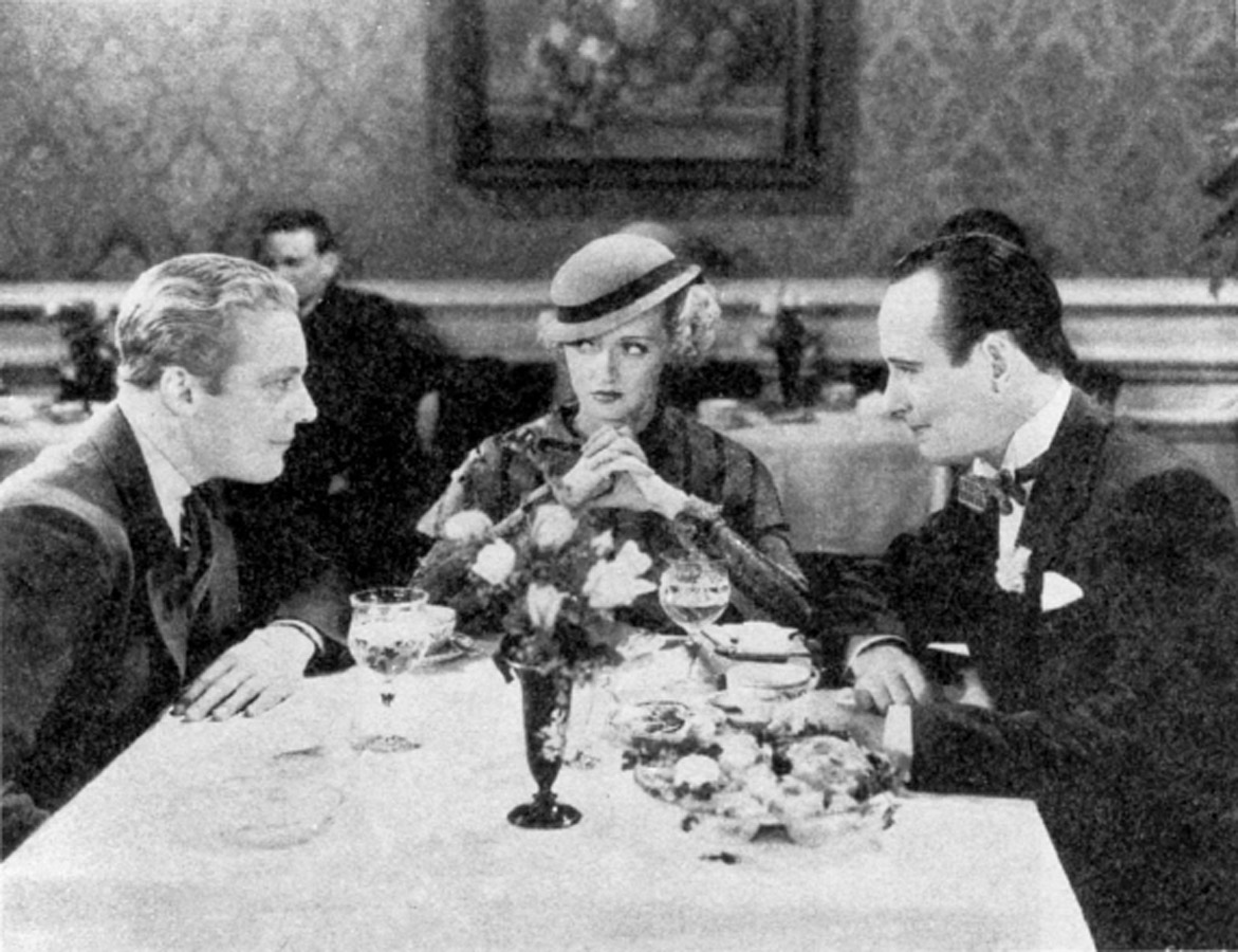 Caught between sexy Gene Raymond and creepy Monroe Owsley in Ex Lady 1933 - photo 9