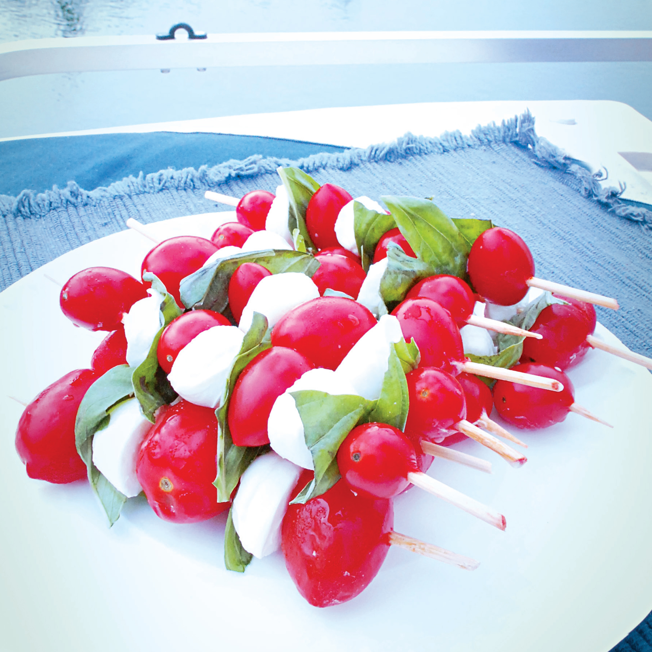 Caprese Salad Skewers Skewers tips to make serving easy We recommend using - photo 3
