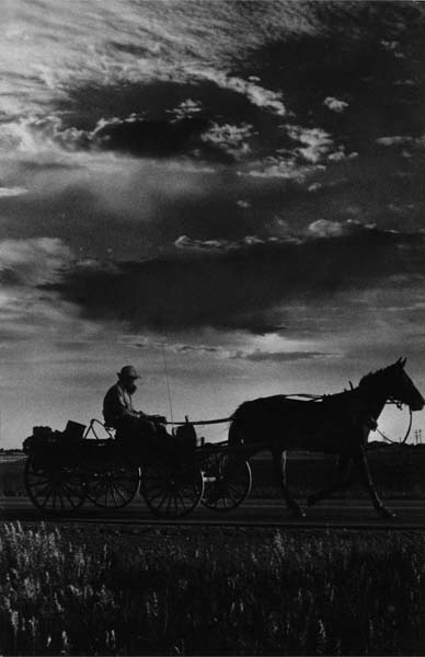 Amish wagon on road near Yoder Ranch near Tipton Three instituti - photo 16