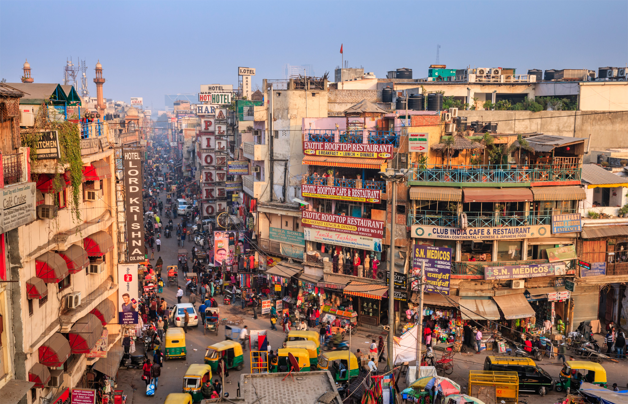 t Bustling Paharganj in New Delhi Welcome to Delhi Agra and Jaipur Reasons - photo 5