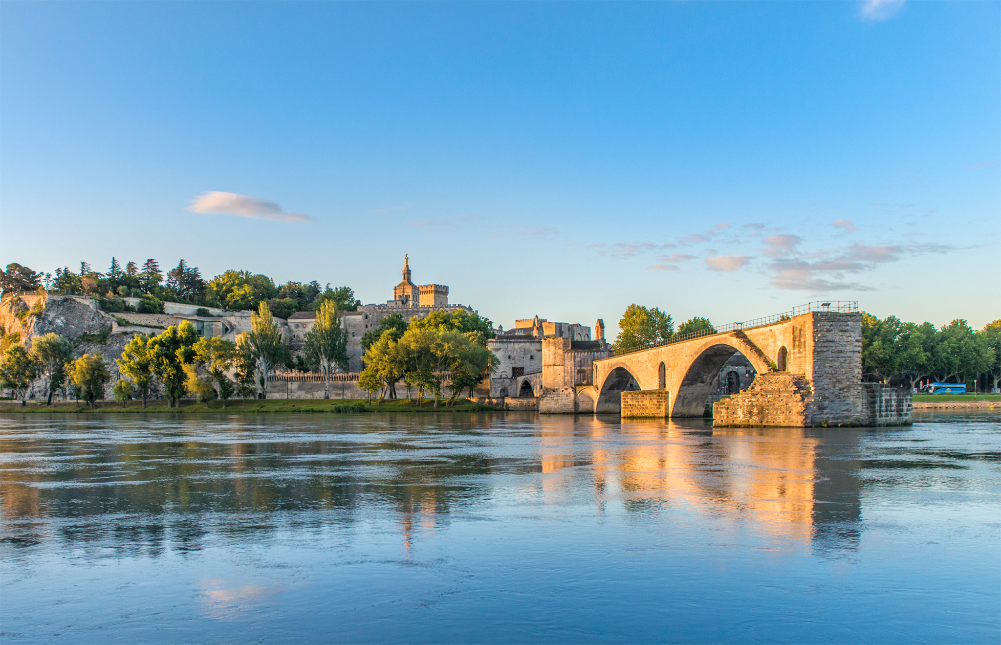 t Pont St-Bnzet over the Rhne Avignon Welcome to Provence Reasons to Love - photo 4