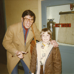 Weber meets Leonard Nimoy backstage at Detroits Fisher Theatre in 1976 Nimoy - photo 4