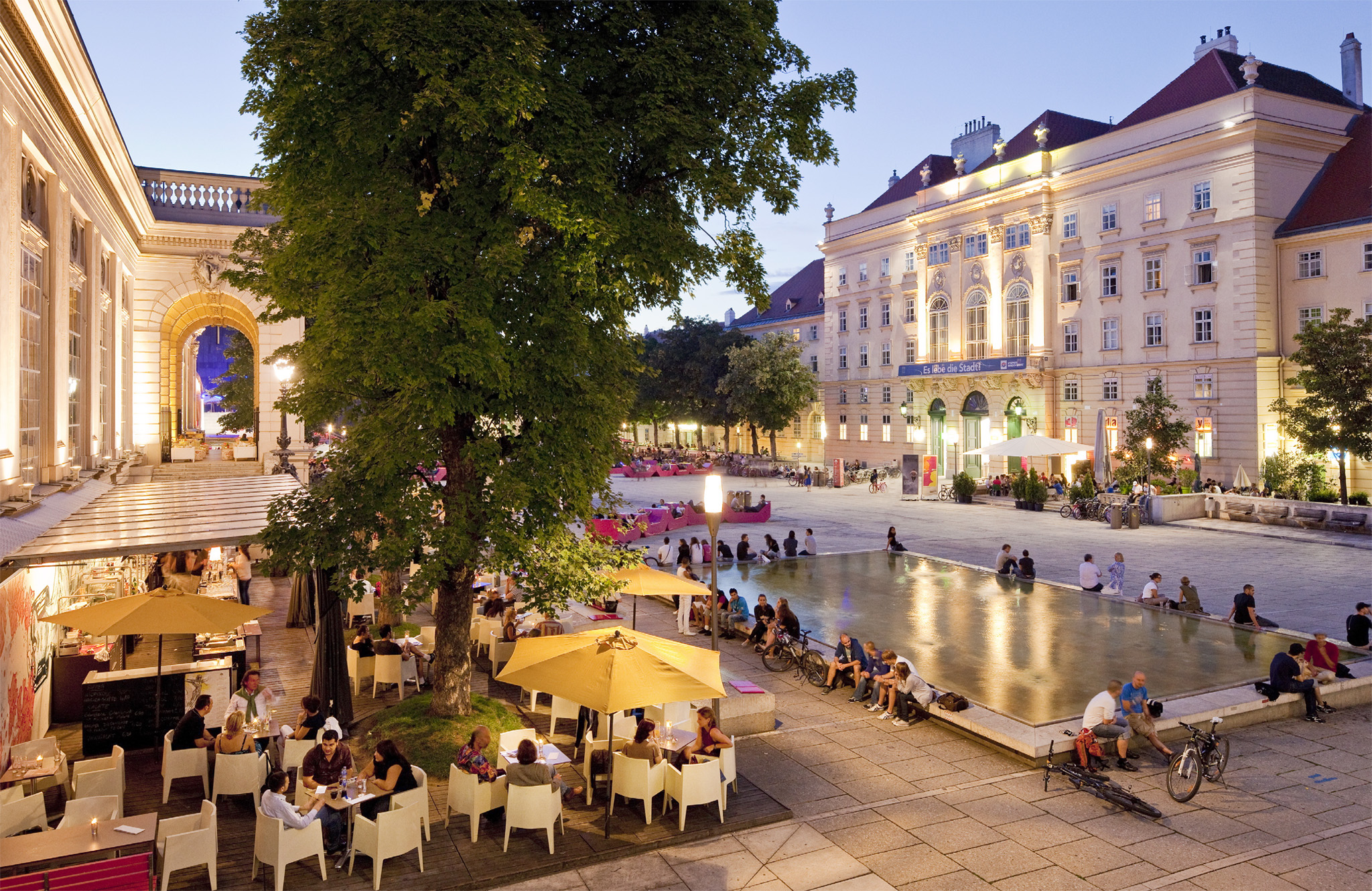 t MuseumsQuartiers busy courtyard in the evening Once the capital of a great - photo 5