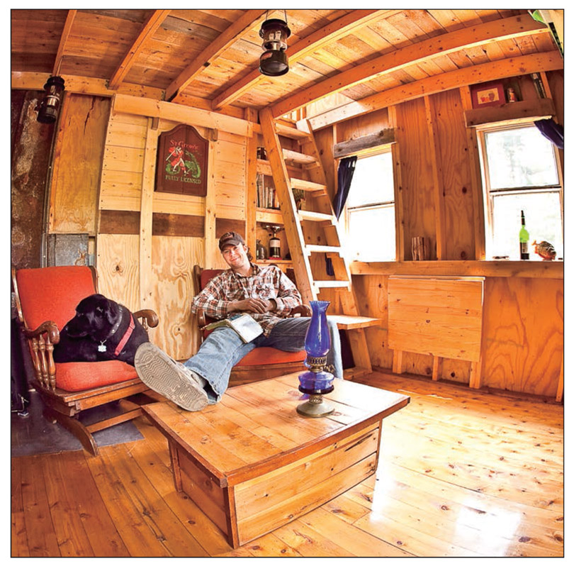 The interior of our Vermont cabin photo by Bruce Bettis The Eco-hab - photo 8