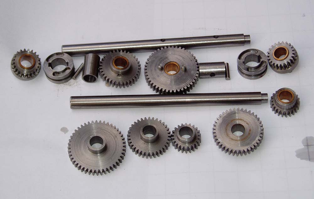 Spur gears machined using a dividing head THE MATHS This book aims to - photo 5