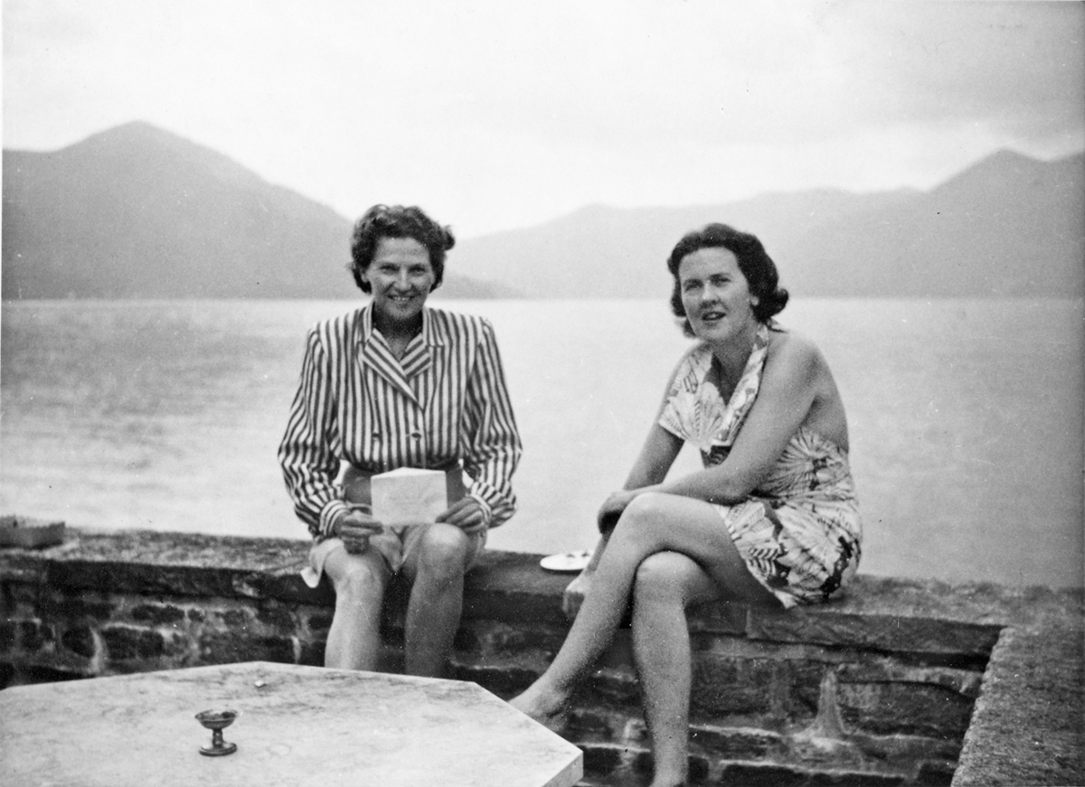 Clover Dulles left and Mary Bancroft formed a lifelong bond when they met in - photo 9