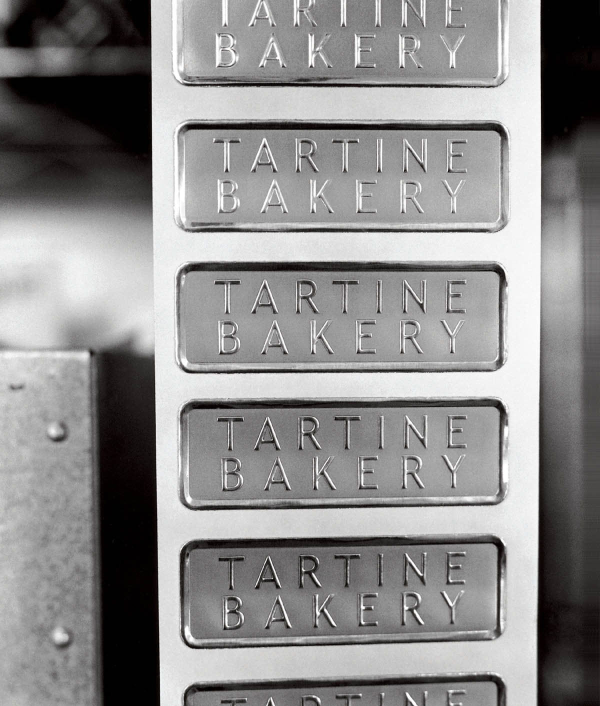 INTRODUCTION Tartine is a neighborhood bakery and caf at the intersection of - photo 8