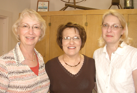 The author Elsie left with her sisters Linda center and Helen right - photo 13