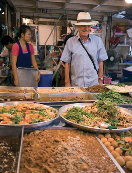 Street food at Chatuchak Market Bangkok Grilling sticky rice and shrimp - photo 9