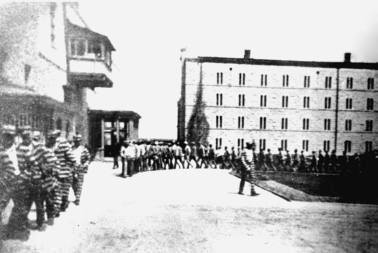 Inmates in the yard at Missouri State Penitentiary Jefferson City Missouri - photo 5