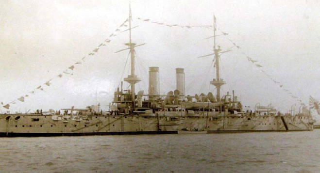 The battleship Fuji was ordered in 1893 and was built in London at the Thames - photo 3